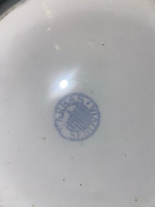 Sopera antigua loza Vargas Segovia