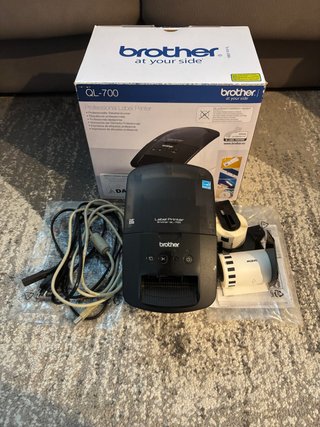 Brother QL-700 Impresora de Etiquetas