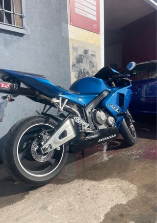 Honda CBR600RR Azul Sportbike