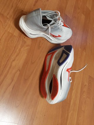 Zapatillas Mizuno Running Naranja Blanco