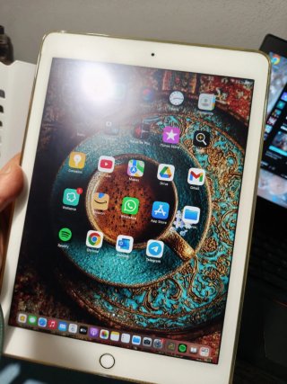 iPad Air 2 (Dorada)♥️ (+ protector pantalla mate)