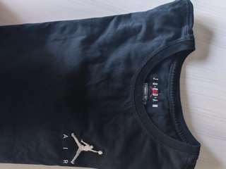 Camiseta Air Jordan Negra Mujer