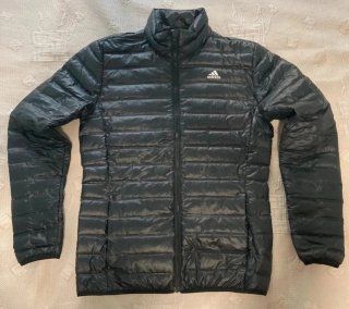 Chaqueta acolchada Adidas negra