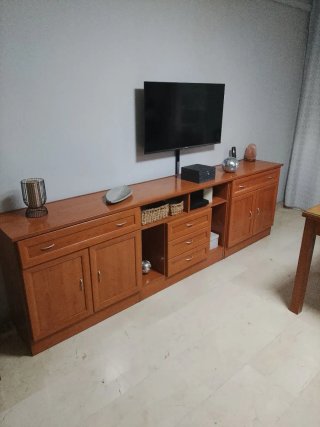 Aparador de comedor de madera