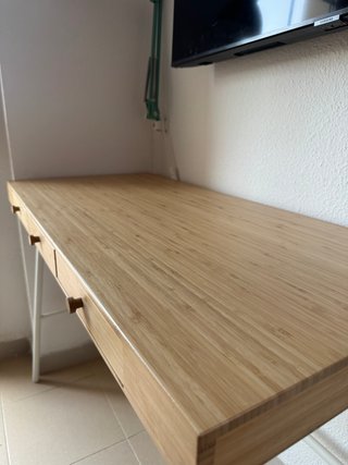 Escritorio Ikea Madera y Metal