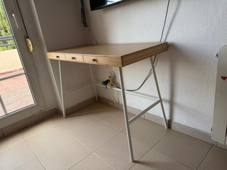 Escritorio Ikea Madera y Metal