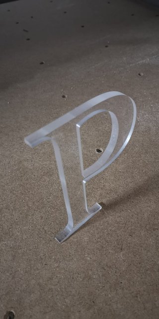 FRESADORA CNC