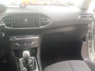 Peugeot 308 2015
