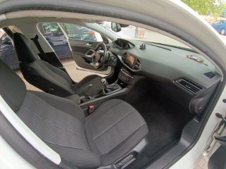 Peugeot 308 2015