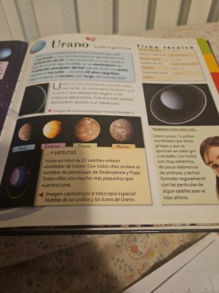 Libro infantil universo y planetas