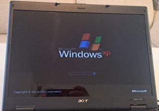 Portátil Acer Aspire 5100 con WinXP