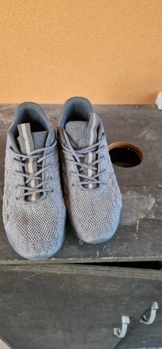 Scarpe uomo grigie