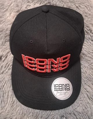 Gorra ICONO Negra y Roja Snapback Streetwear