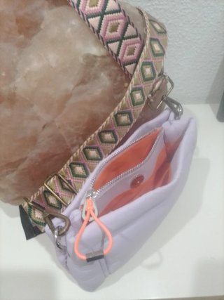 Bolso Parfois acolchado bandolera