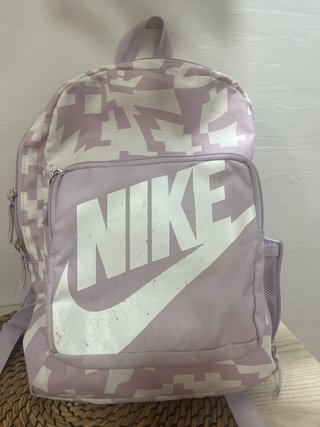 Mochila Nike Morada y Blanca