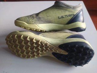 Botas de fútbol niño/a