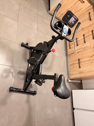 Bicicleta estática como nueva