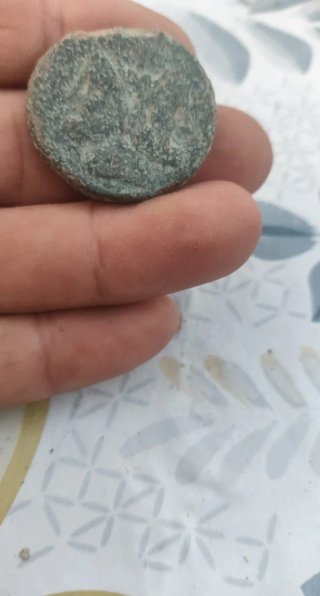 Lotto di 2 antiche monete romane