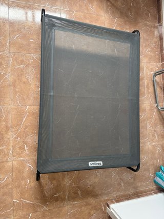 Cama elevada para perro grande Marca: Nobleza