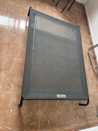 Cama elevada para perro grande Marca: Nobleza