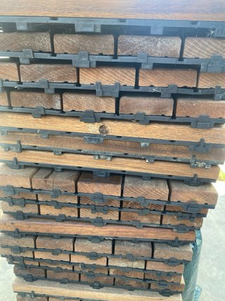 Baldosas de madera encastrables para jardín