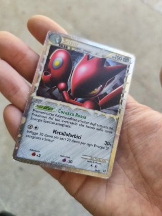 Carta Pokémon Scizor Prime 84/90