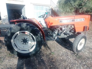 Tractor Kubota M5030V