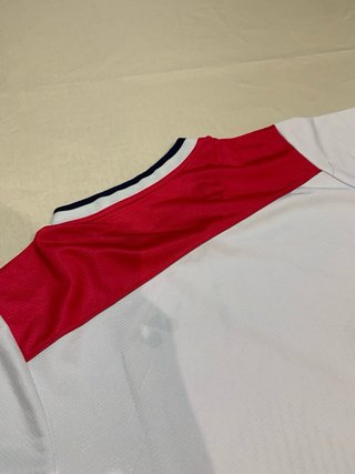 Maglia sportiva bianca con grafica yonker XS
