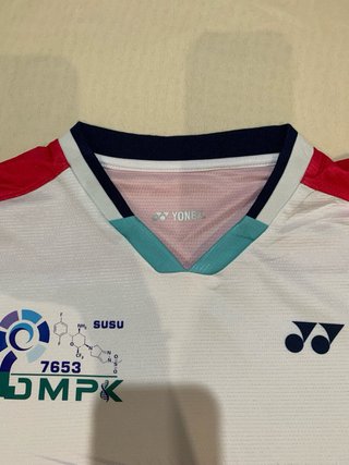 Maglia sportiva bianca con grafica yonker XS