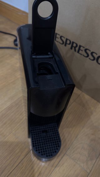Cafetera Nespresso Essenza Mini + Aeroccino 3