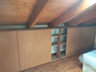 Carpintero profesional: Montaje puertas y muebles