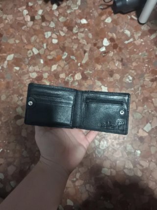 Cartera negra
