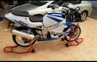 Suzuki GSX-R 600 SRAD 100CV
