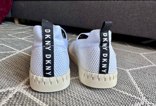 Zapatillas DKNY tela blancas