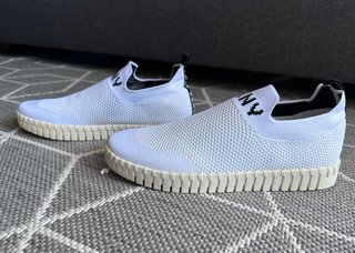 Zapatillas DKNY tela blancas