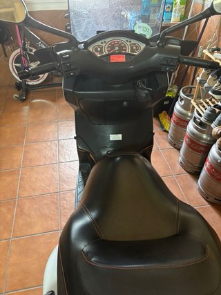 Yamaha Xmax 250 Maxi Scooter