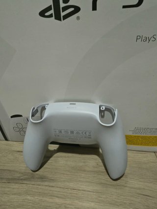 Ps5 con mando personalizado y Cámara