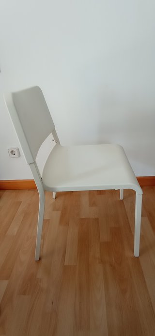 Mesa Comedor Haya 140x78 + 4 Sillas