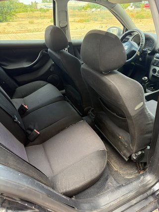 SEAT Leon 2003