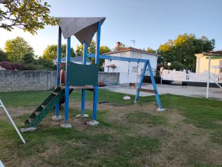 Parque infantil de madera