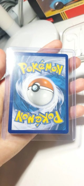 Charizard GX 150/147 Español