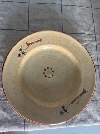 Vajilla cerámica beige y marrón