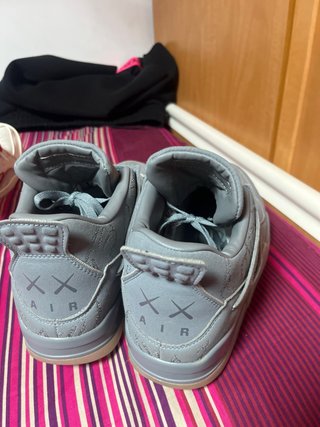 Zapatillas Jordan x Kaws