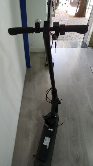 XIAOMI MI ELECTRIC SCOOTER