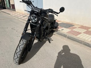 Zontes C 125 Negra