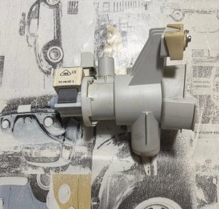 Bomba desagüe Miele W2242