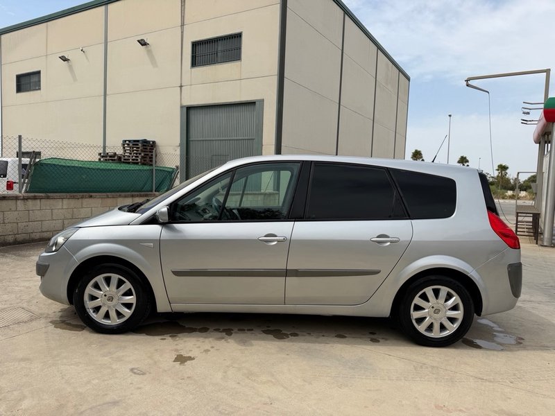 Renault Grand Scénic 1.9 dCi Dynamique 5pl 2009, foto 3