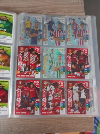 Álbum Adrenalyn LaLiga 2024-25 + lote de cartas