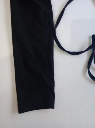 Top negro Shein manga larga cordones XS