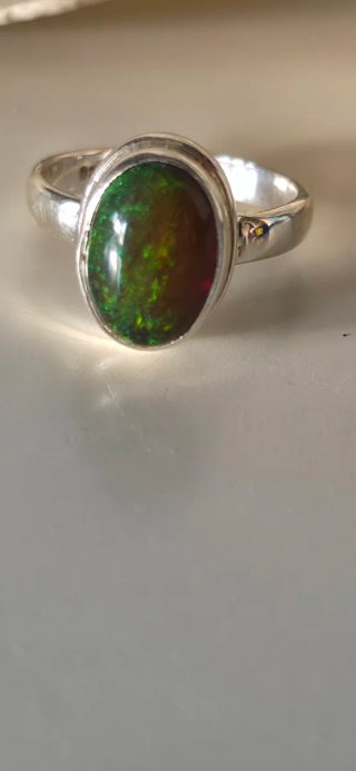 Anillo plata de ley y opalo negro australiano